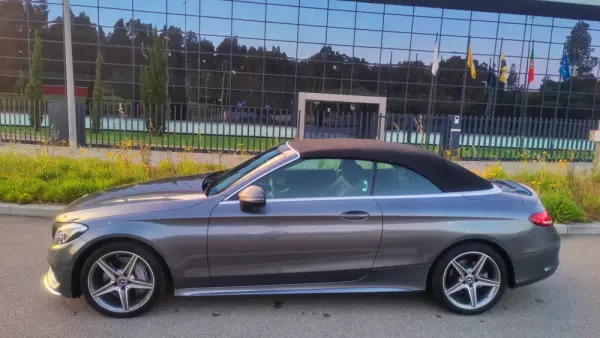 Mercedes-Benz C 250 Cabrio 9G-TRONIC AMG Line 20