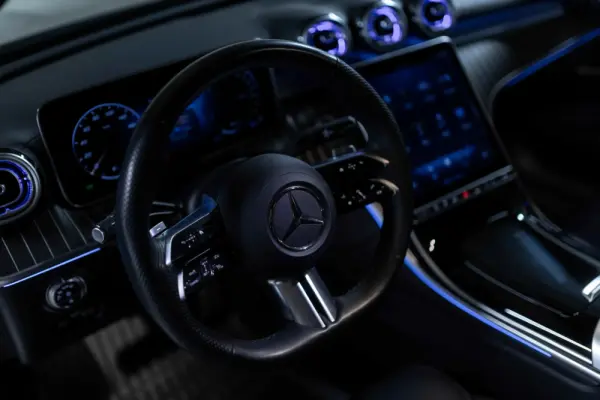Mercedes-Benz C 300 e AMG Line 22
