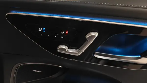 Mercedes-Benz C 300 e AMG Line 46