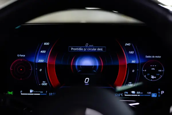 Mercedes-Benz E 300 13