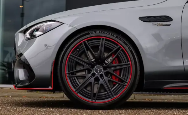 Mercedes-Benz C 63 AMG S E Performance Speedshift MCT9G F1 Edition 7