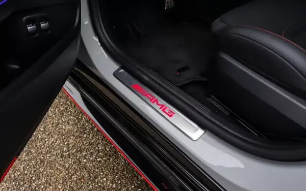 Mercedes-Benz C 63 AMG S E Performance Speedshift MCT9G F1 Edition 21