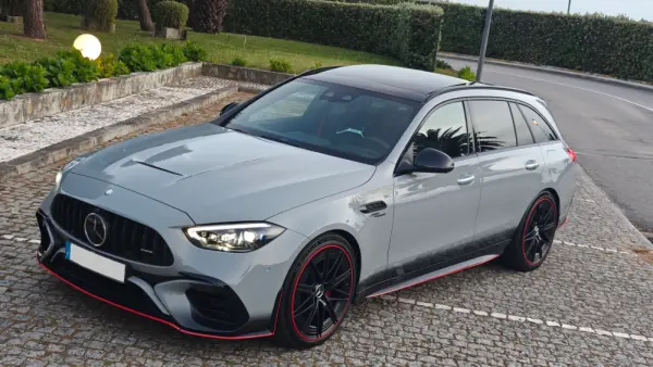 Mercedes-Benz C 63 AMG S E Performance Speedshift MCT9G F1 Edition 24