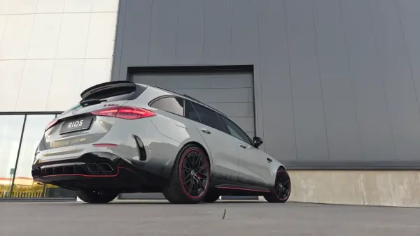 Mercedes-Benz C 63 AMG S E Performance Speedshift MCT9G F1 Edition 30