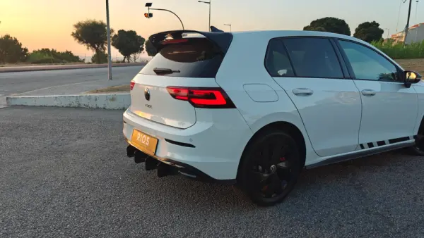 Volkswagen Golf 1.4 TSI GTE+ DSG 34