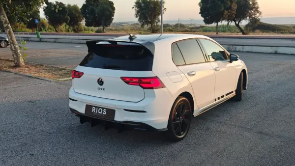 Volkswagen Golf 1.4 TSI GTE+ DSG 46