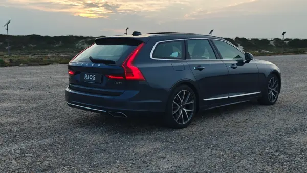 Volvo V90 2.0 T8 PHEV Inscription AWD 12