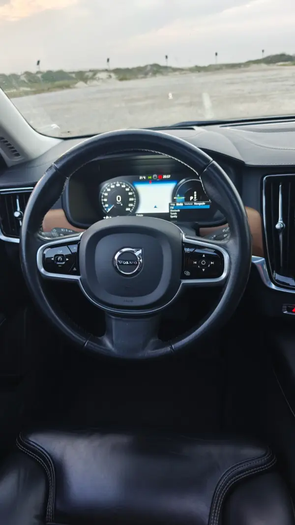 Volvo V90 2.0 T8 PHEV Inscription AWD 29