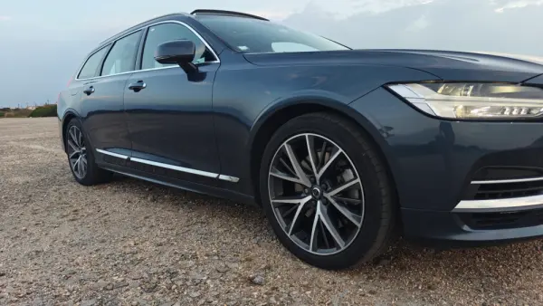 Volvo V90 2.0 T8 PHEV Inscription AWD 34