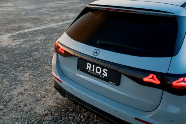 Mercedes-Benz E 300 de 7