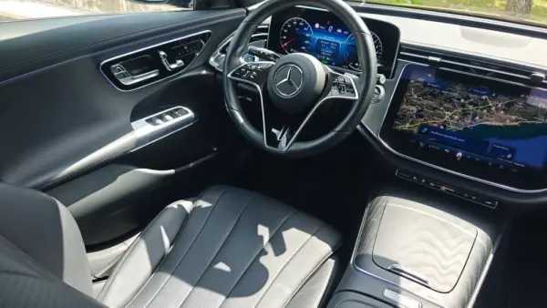 Mercedes-Benz E 300 de 4Matic All-Terrain 14