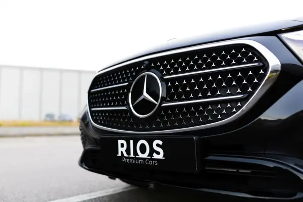 Mercedes-Benz E 300 de 4Matic All-Terrain 23