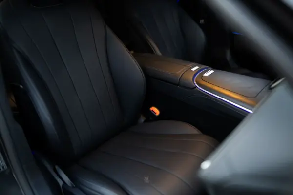 Mercedes-Benz E 300 de 4Matic All-Terrain 46