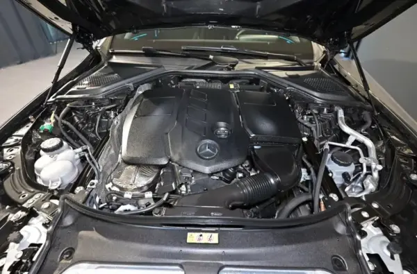 Mercedes-Benz E 300 de 4Matic All-Terrain 48