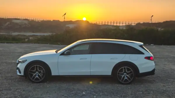 Mercedes-Benz E 300 de 4Matic All-Terrain 4