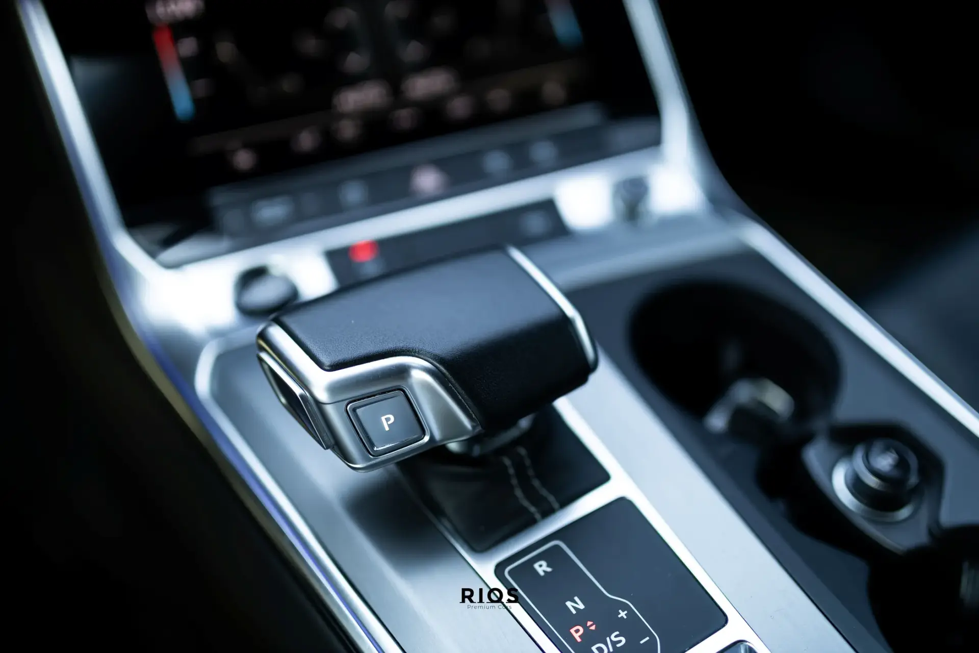 Audi A6 Avant 55 TFSIe quattro S line S tronic 20