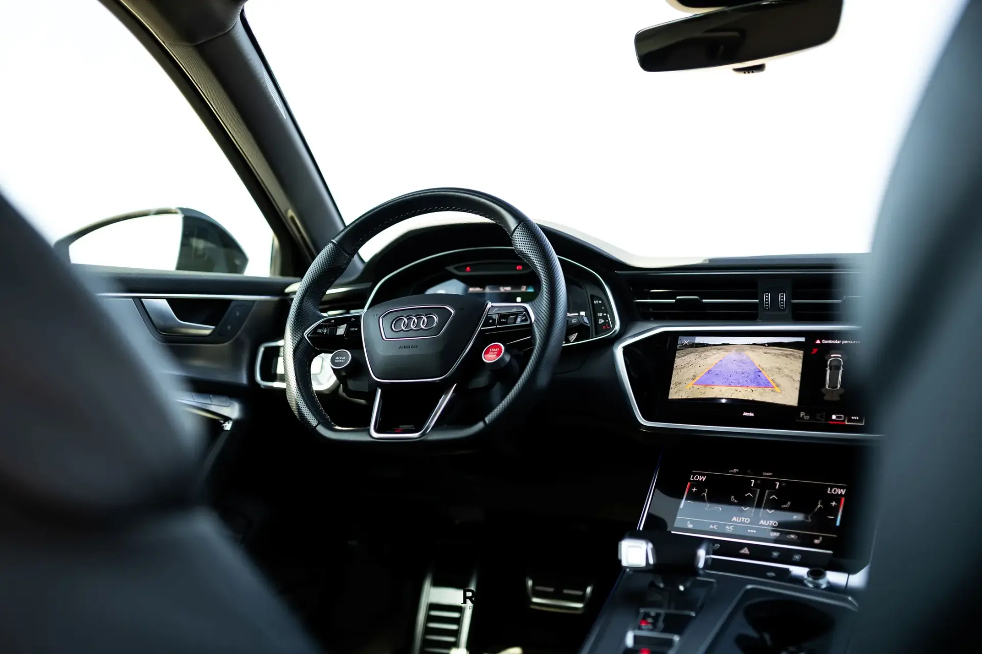 Audi A6 Avant 55 TFSIe quattro S line S tronic 29