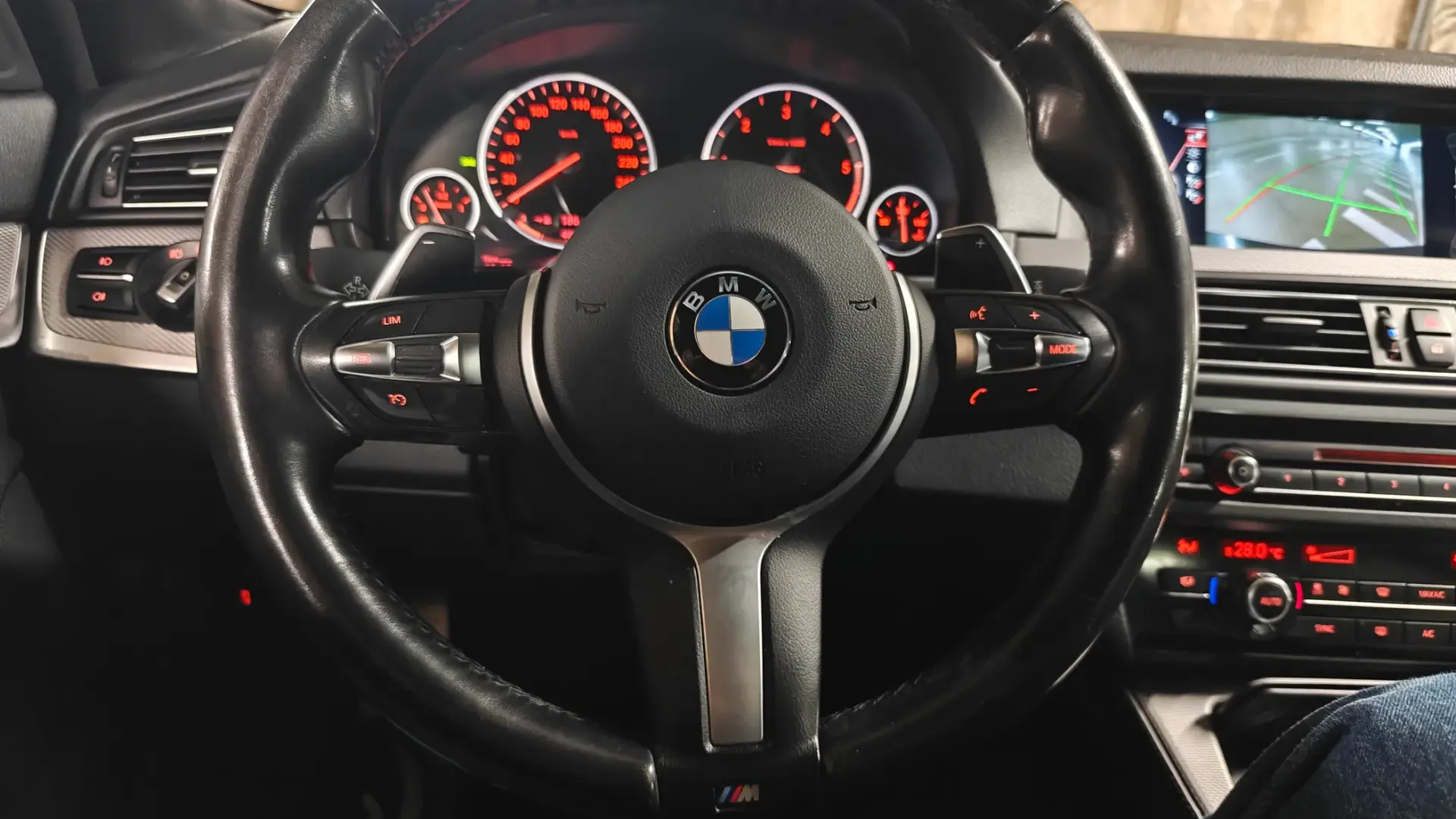 BMW 520 d Pack M Auto 37