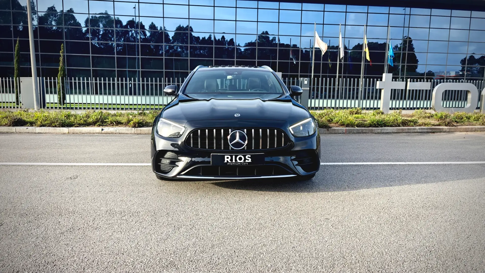 Mercedes-Benz E 300 de 9G-TRONIC AMG Line 6