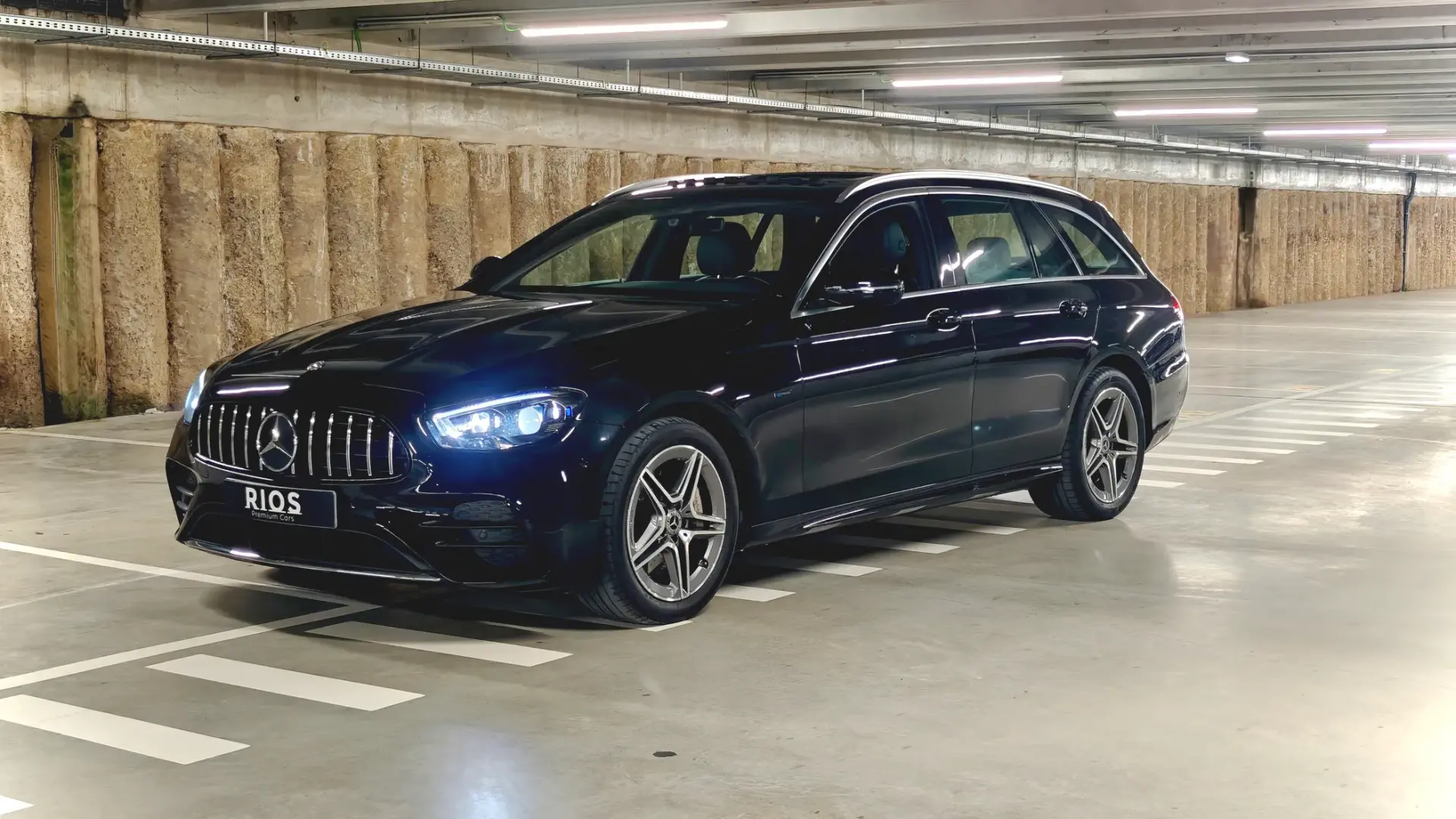 Mercedes-Benz E 300 de 9G-TRONIC AMG Line 8