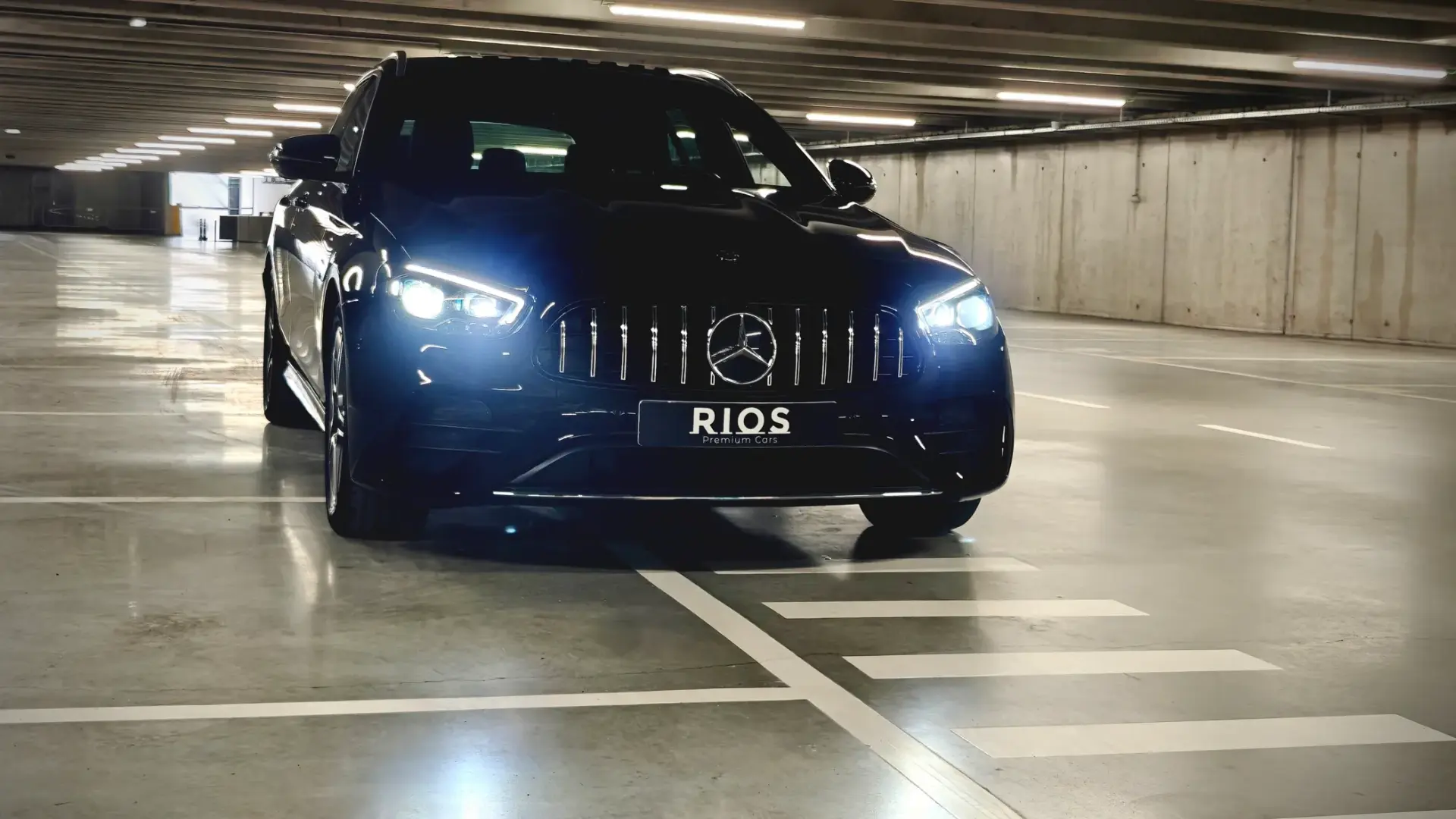 Mercedes-Benz E 300 de 9G-TRONIC AMG Line 12