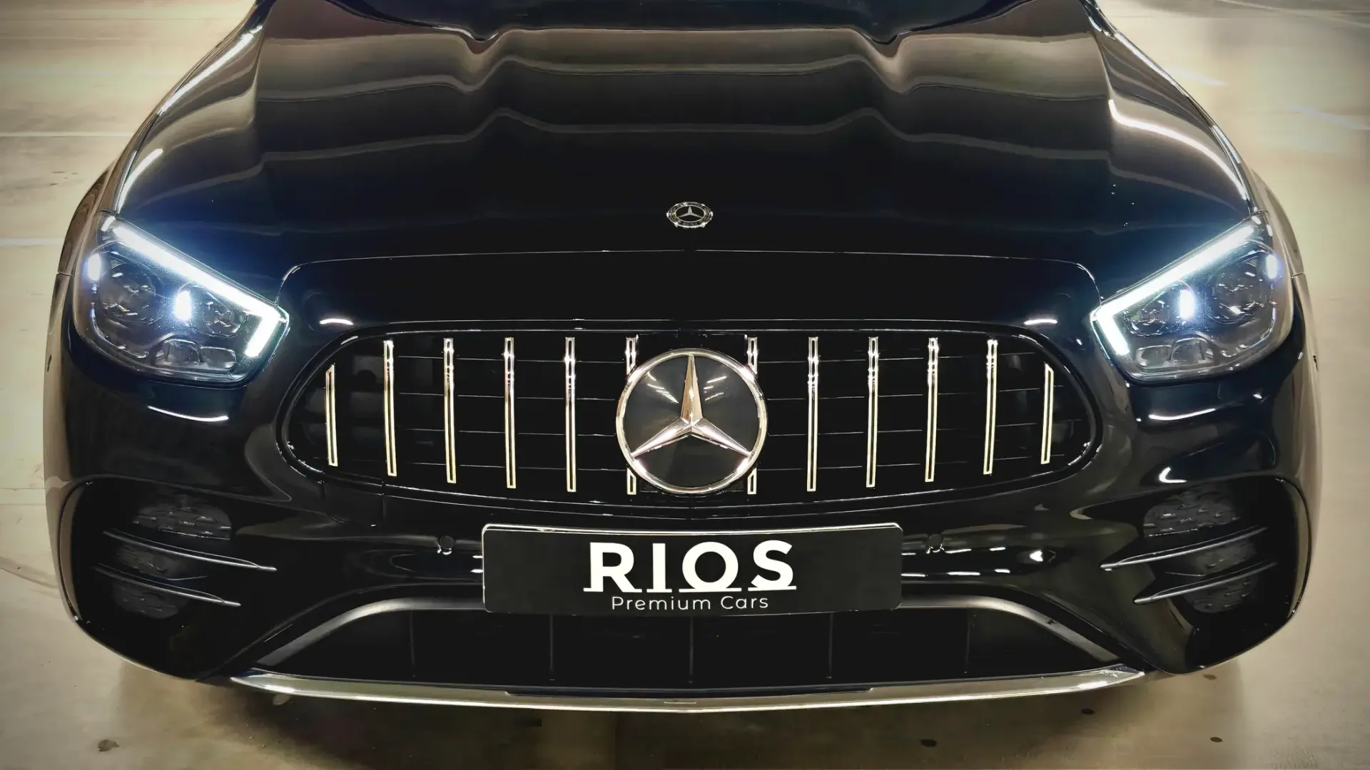 Mercedes-Benz E 300 de 9G-TRONIC AMG Line 21