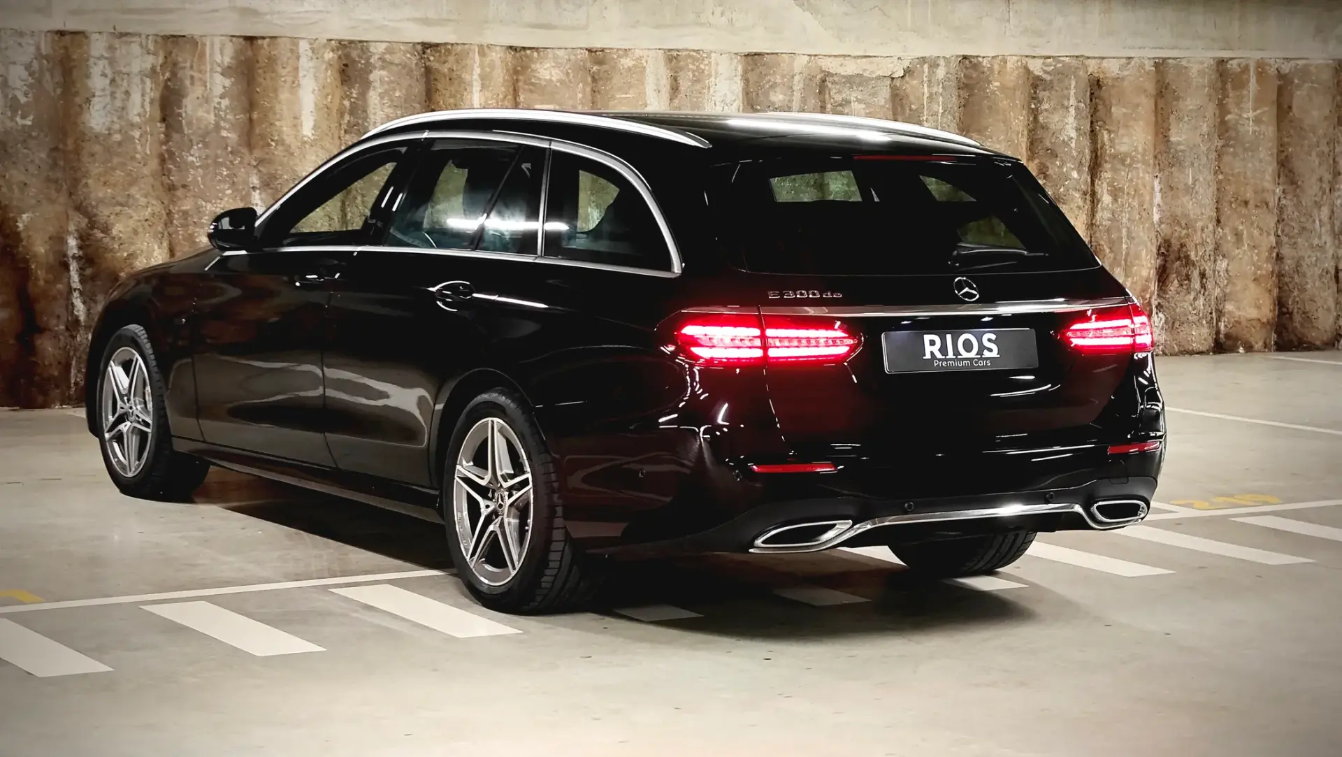 Mercedes-Benz E 300 de 9G-TRONIC AMG Line 48