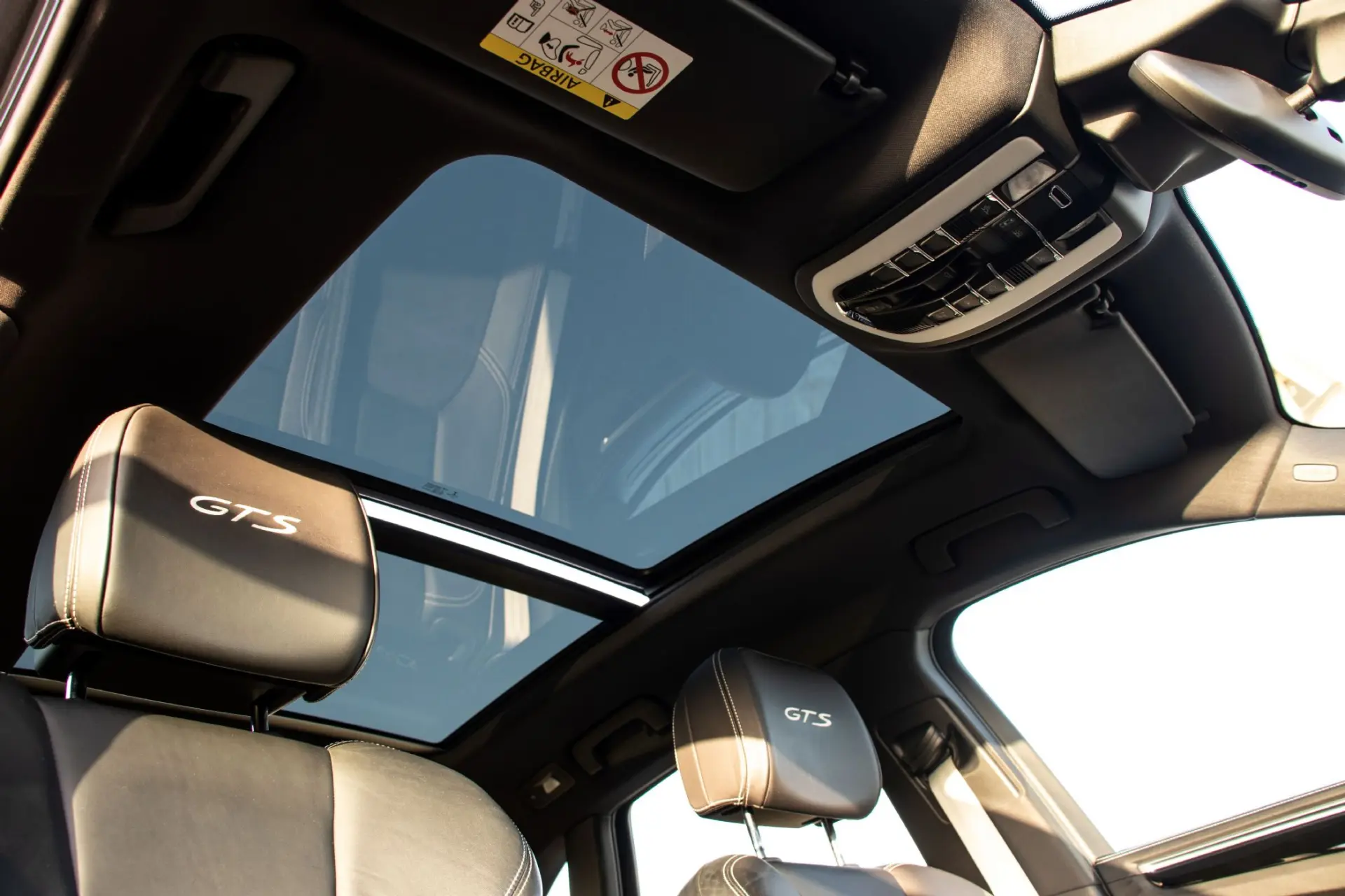 Porsche Macan GTS 40