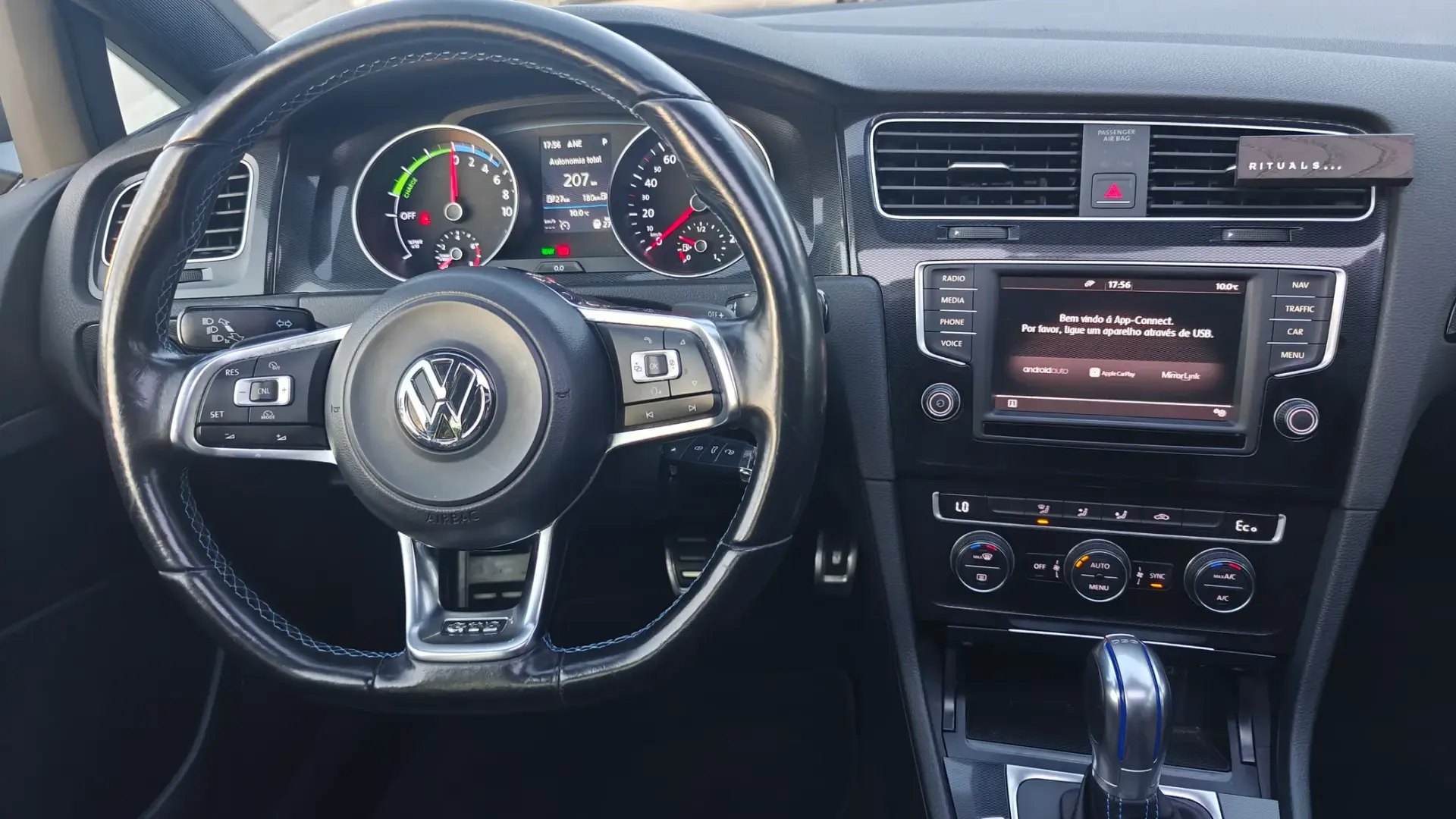 Volkswagen Golf 1.4 GTE Plug-in-Hybrid DSG 19