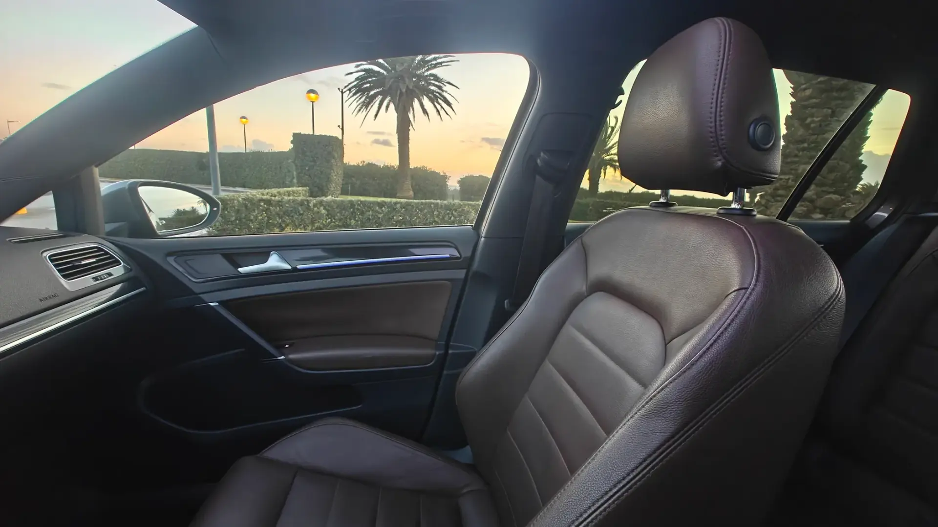 Volkswagen Golf 1.4 GTE Plug-in-Hybrid DSG 37