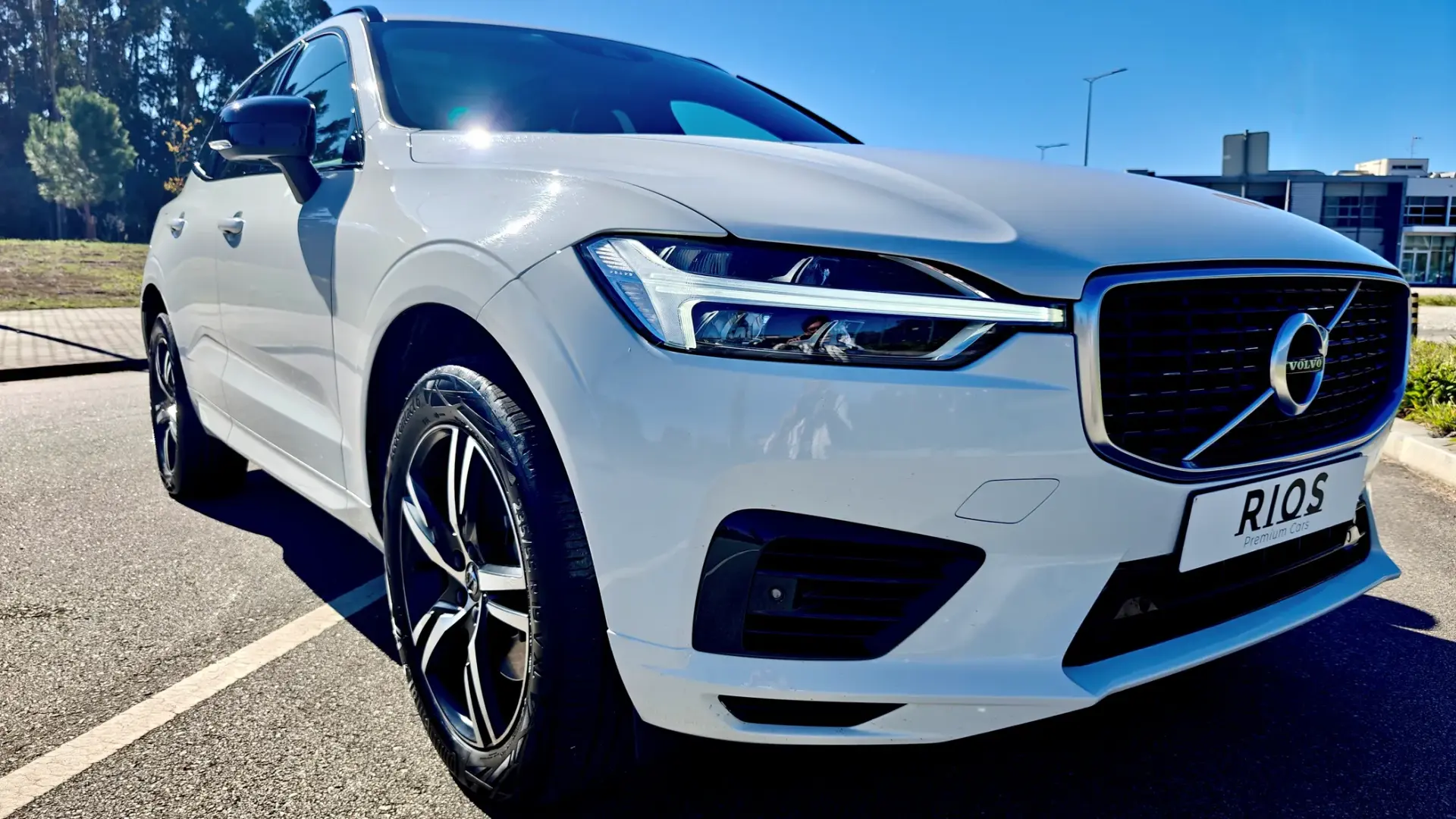 Volvo XC 60 2.0 T8 PHEV R-Design AWD 30