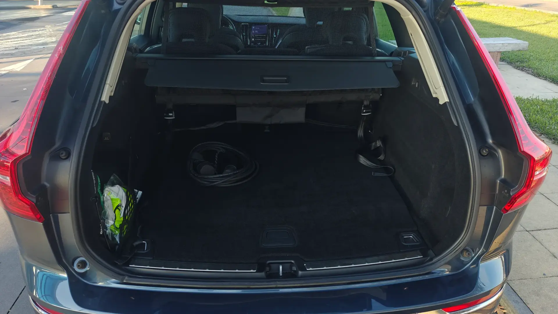 Volvo XC 60 2.0 T6 PHEV Inscription AWD 12