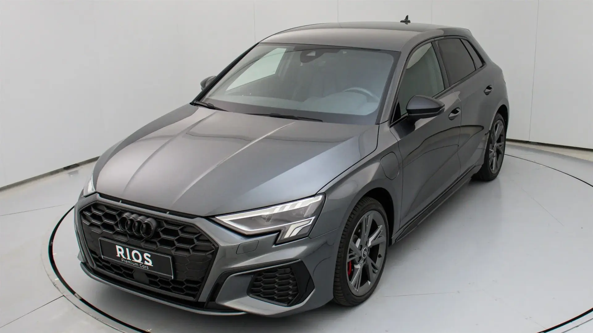 Audi A3 Sportback 45 TFSIe S line 1