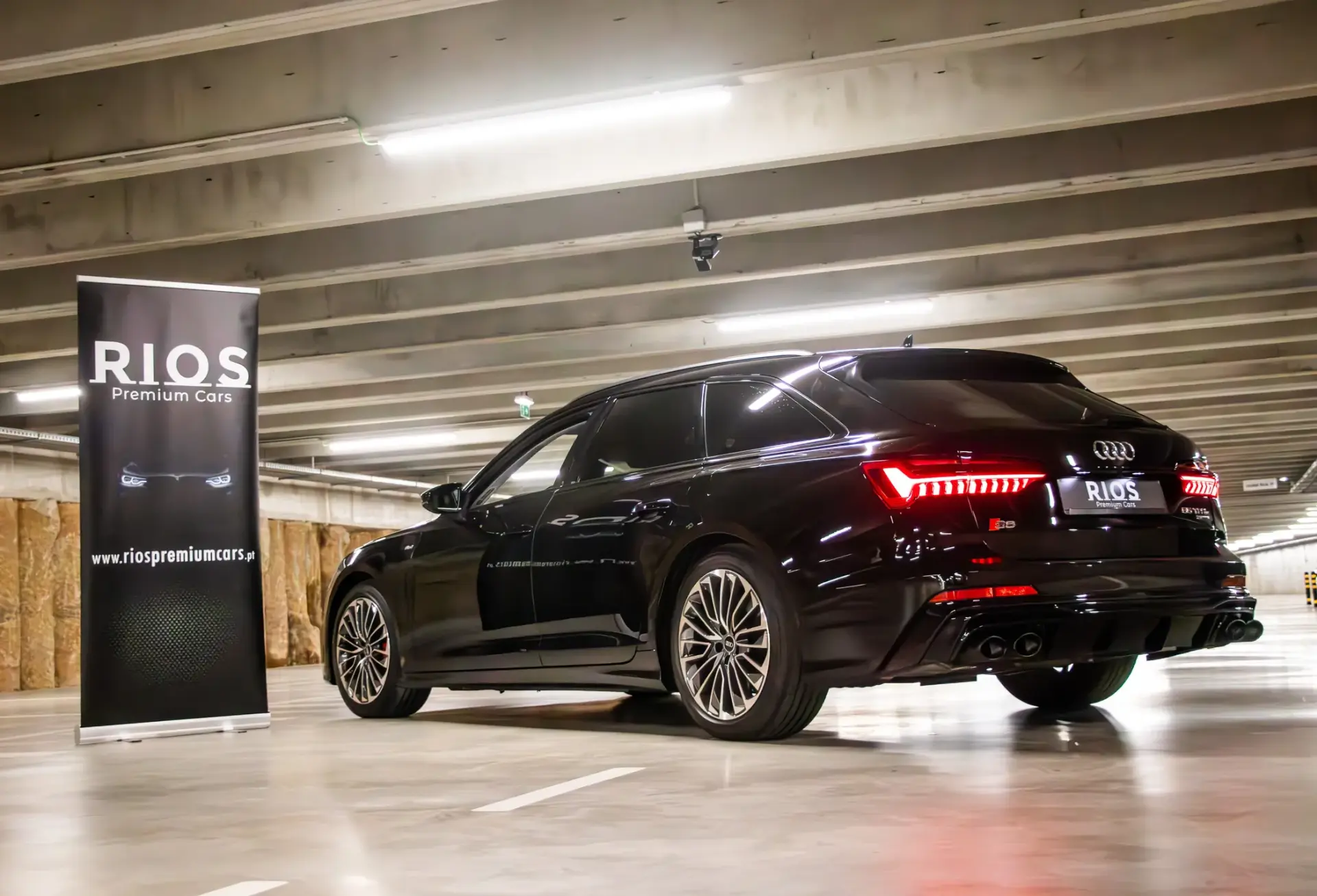 Audi A6 Avant 55 TFSIe Quattro S Line 1