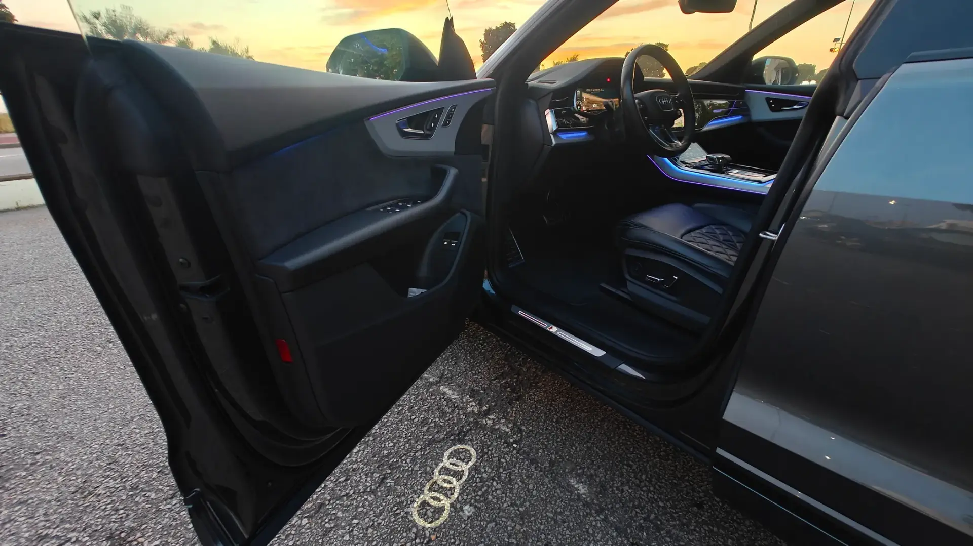 Audi Q8 60 TFSIe quattro S line Tiptronic 29