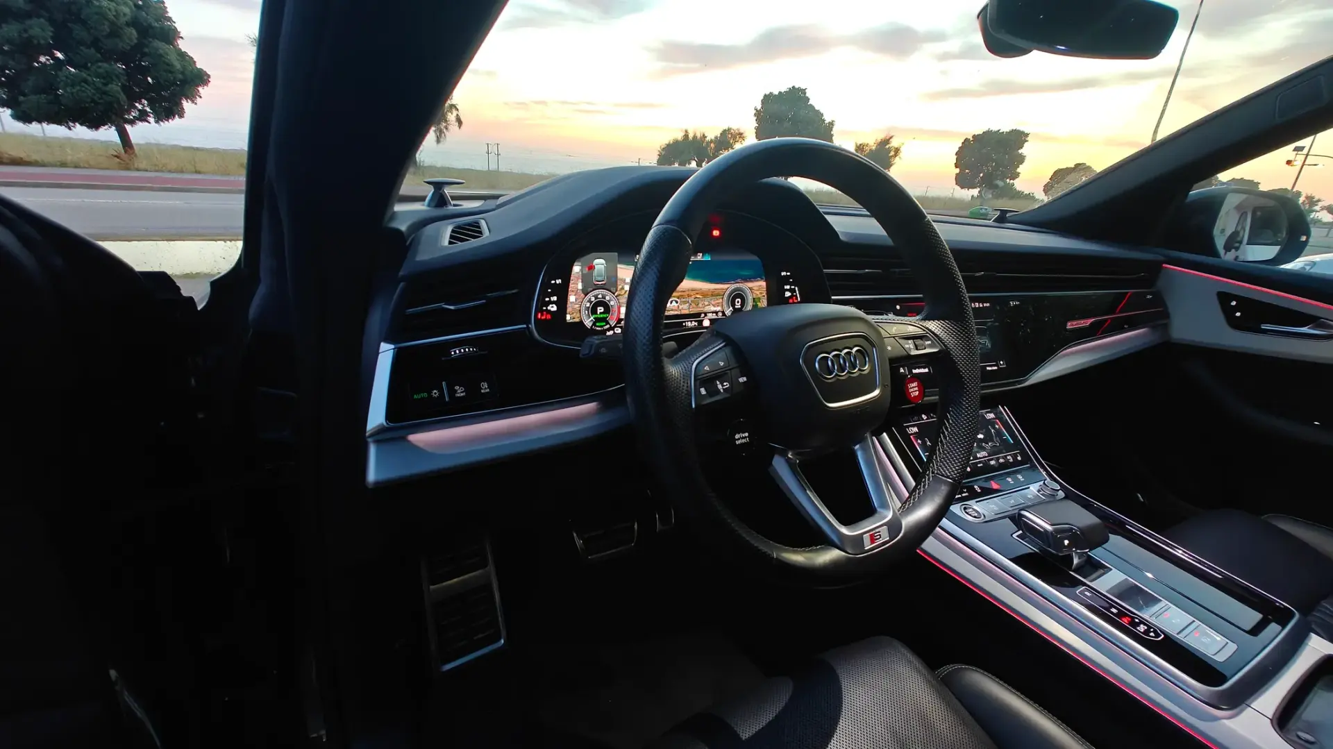 Audi Q8 60 TFSIe quattro S line Tiptronic 34