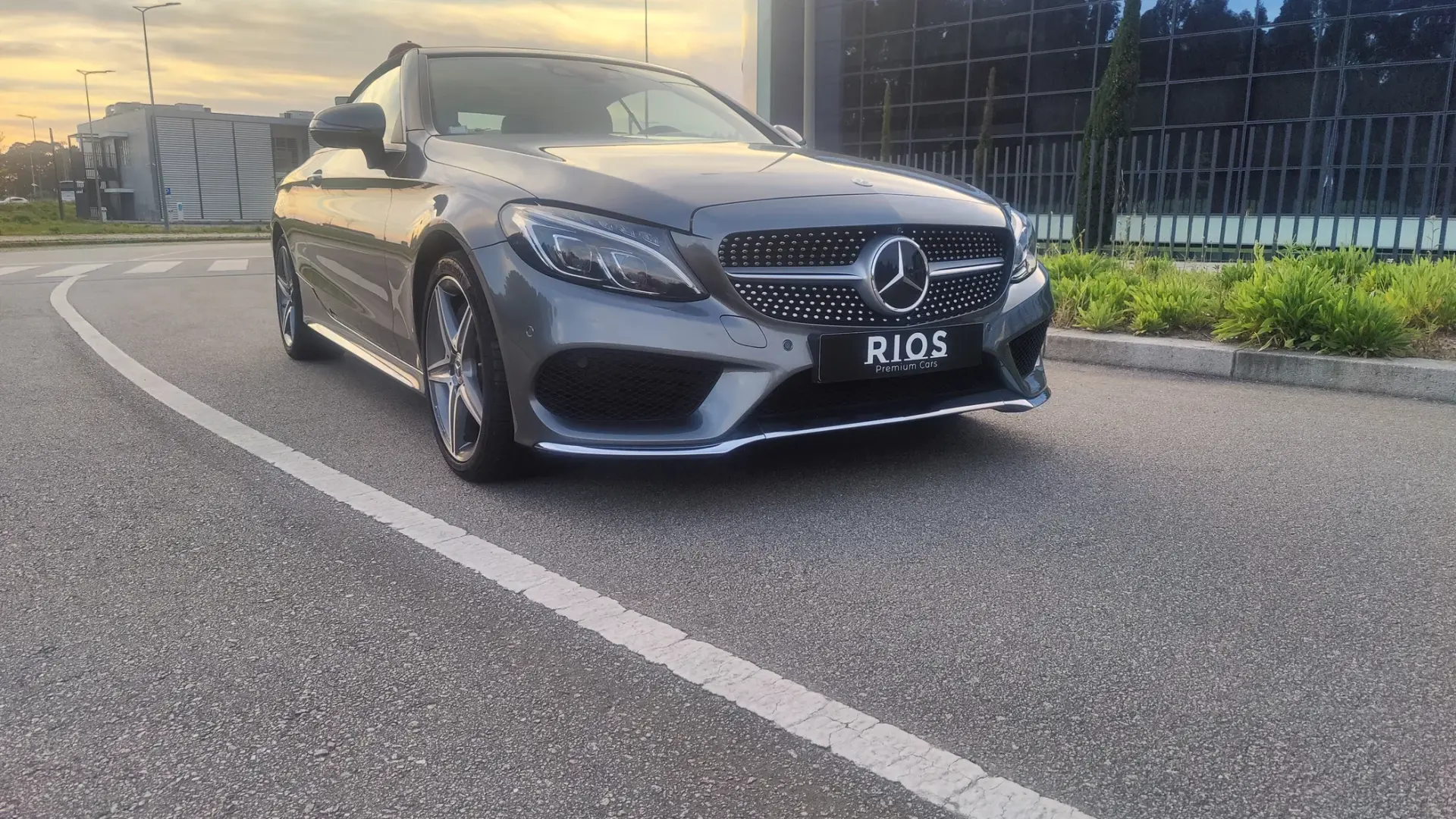Mercedes-Benz C 250 Cabrio 9G-TRONIC AMG Line 6