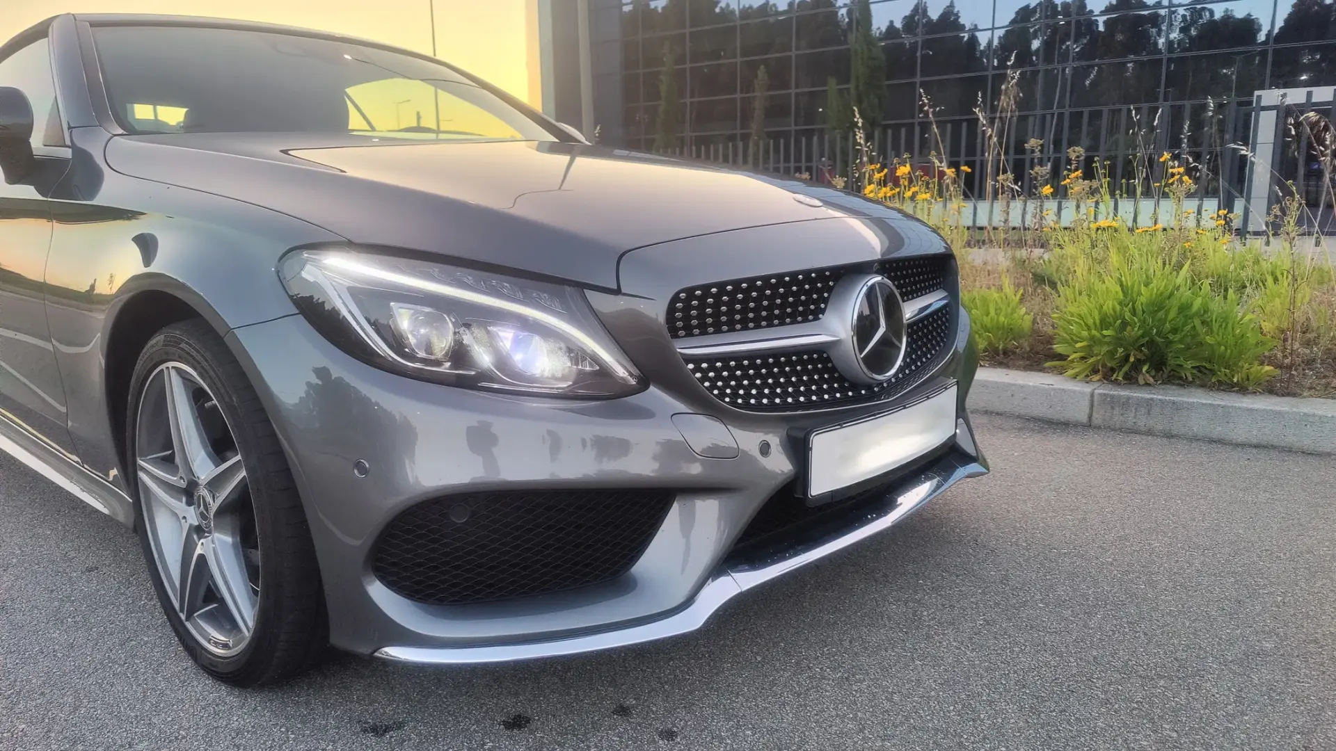 Mercedes-Benz C 250 Cabrio 9G-TRONIC AMG Line 25