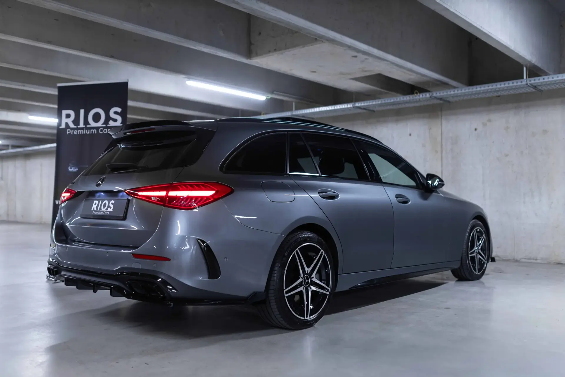 Mercedes-Benz C 300 e AMG Line 16