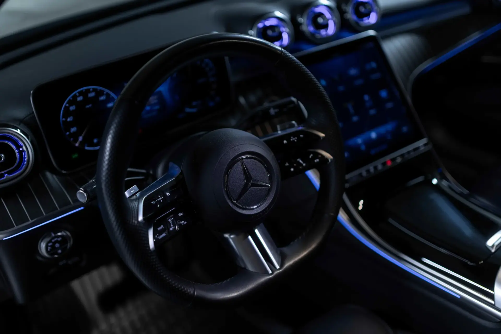 Mercedes-Benz C 300 e AMG Line 22