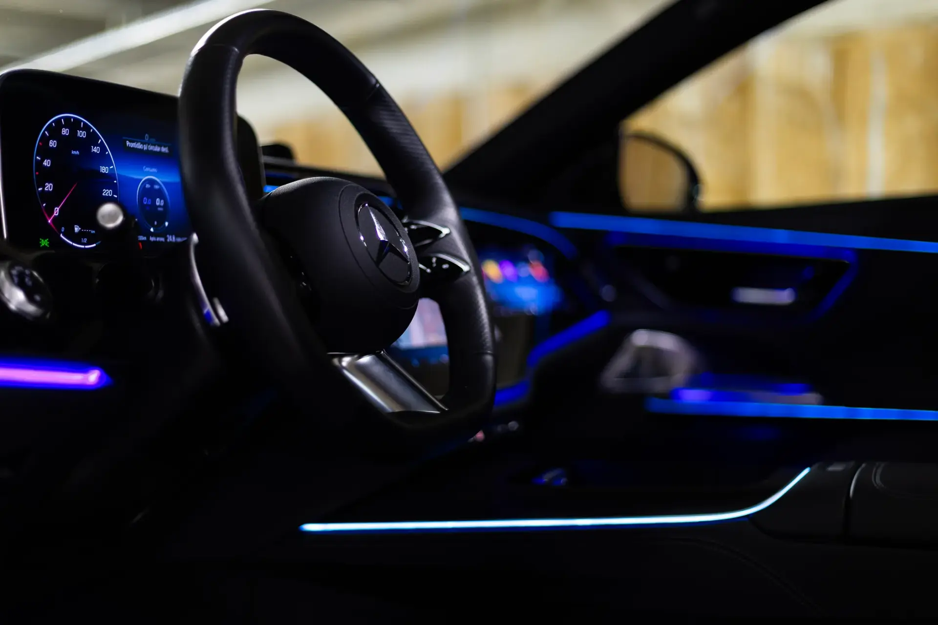 Mercedes-Benz E 300 21