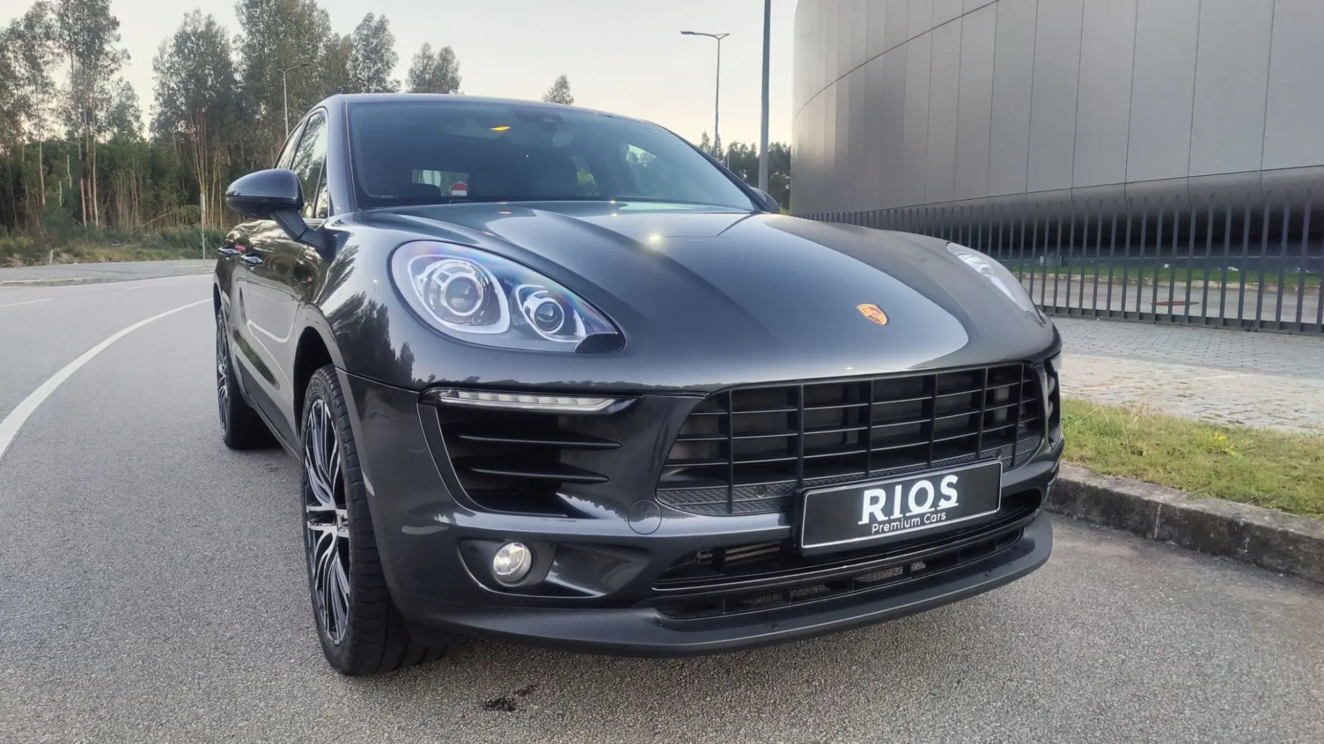Porsche Macan 2.0 T 1