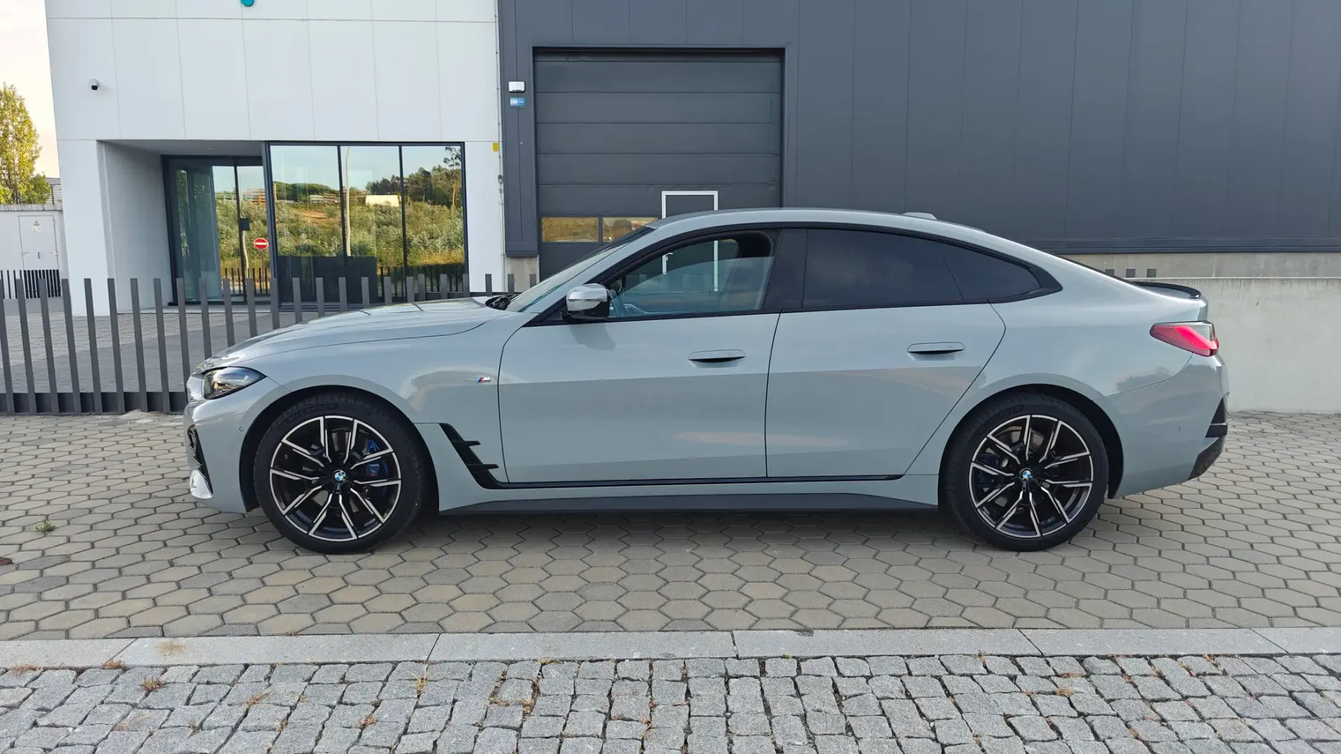 BMW 420 Gran Coupé d Pack M Auto 2