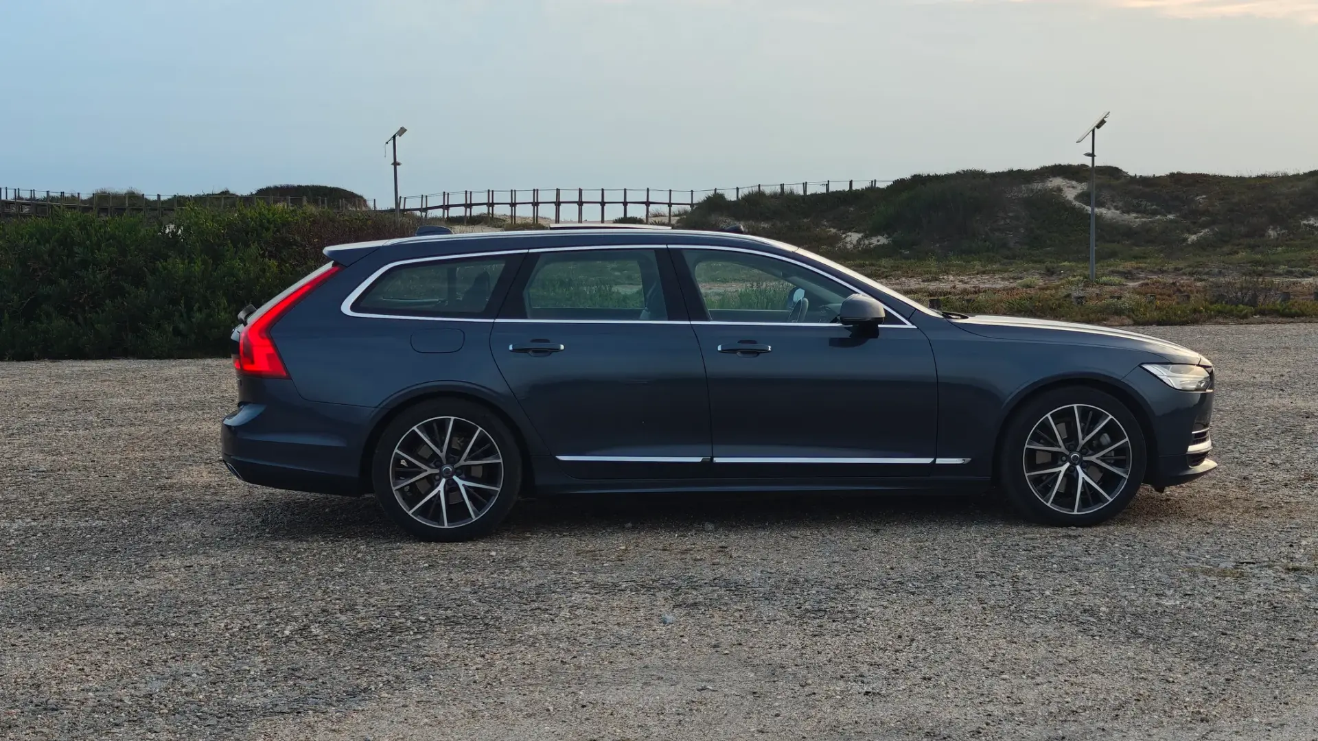 Volvo V90 2.0 T8 PHEV Inscription AWD 13