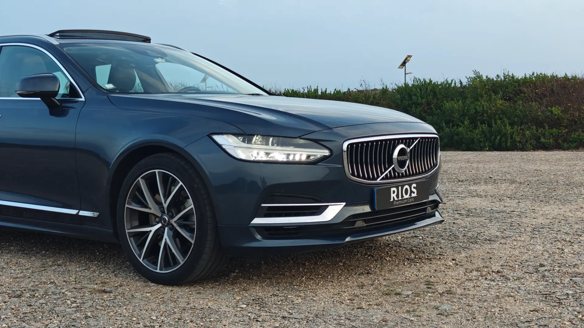 Volvo V90 2.0 T8 PHEV Inscription AWD 16