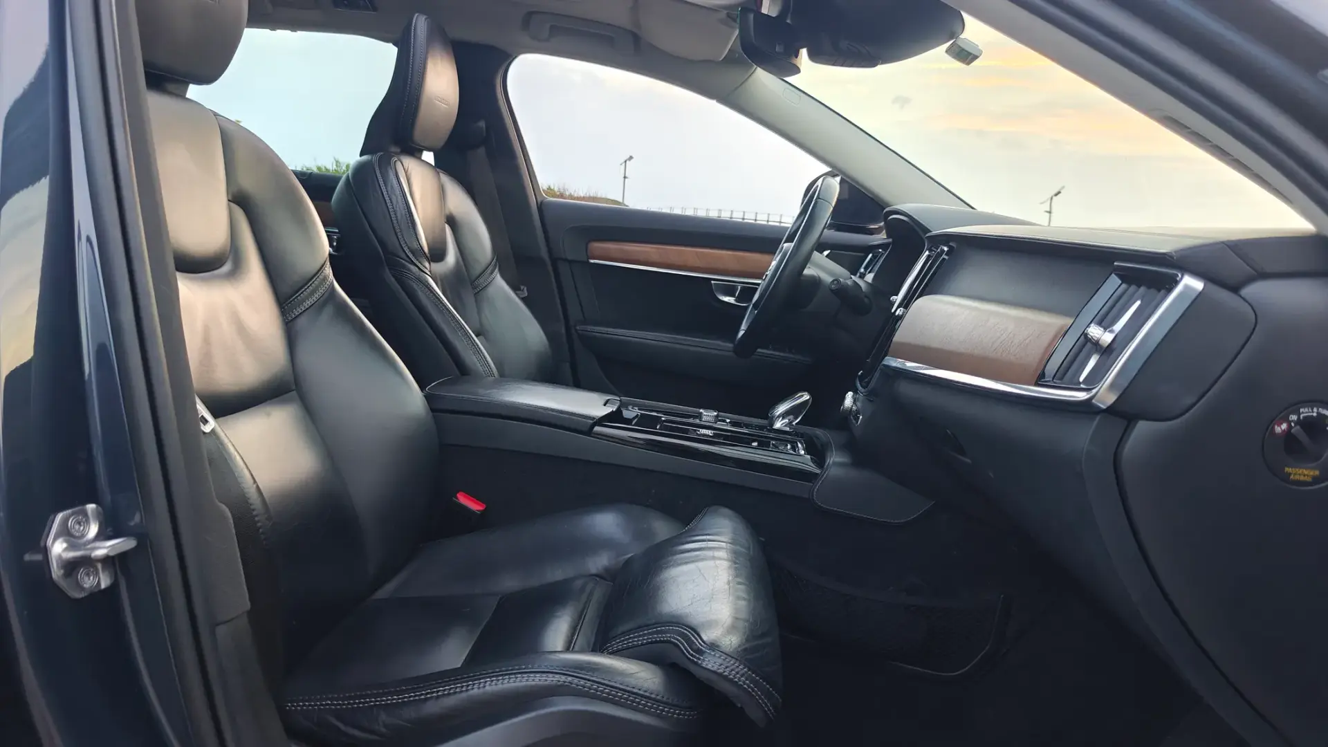 Volvo V90 2.0 T8 PHEV Inscription AWD 32