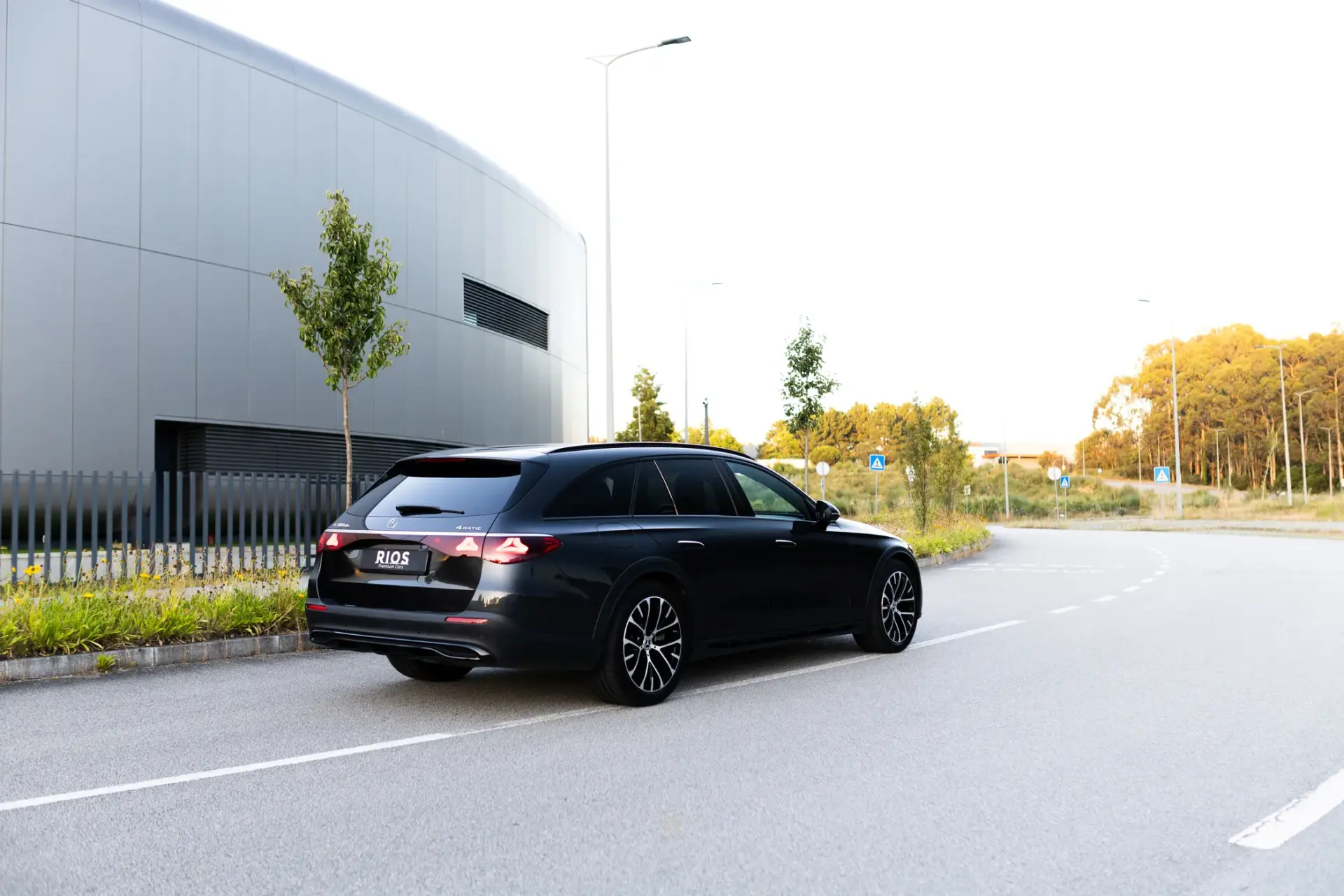Mercedes-Benz E 300 de 4Matic All-Terrain 6
