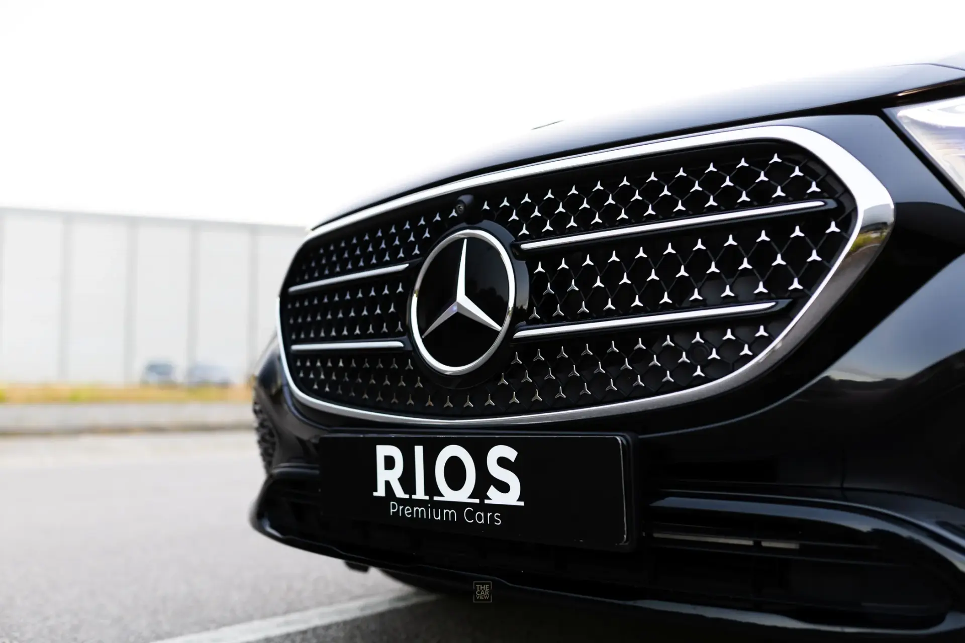 Mercedes-Benz E 300 de 4Matic All-Terrain 23