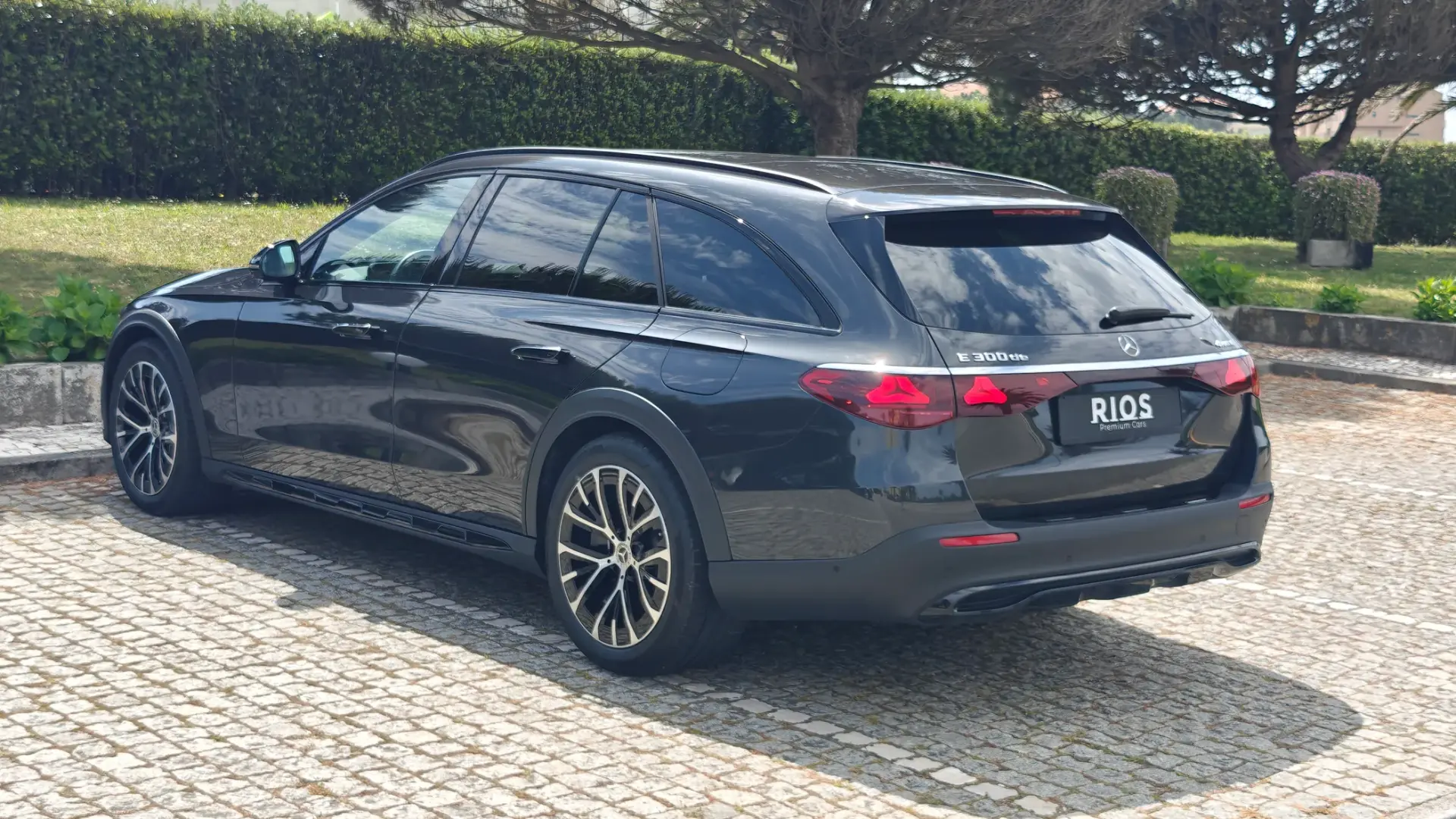 Mercedes-Benz E 300 de 4Matic All-Terrain 49
