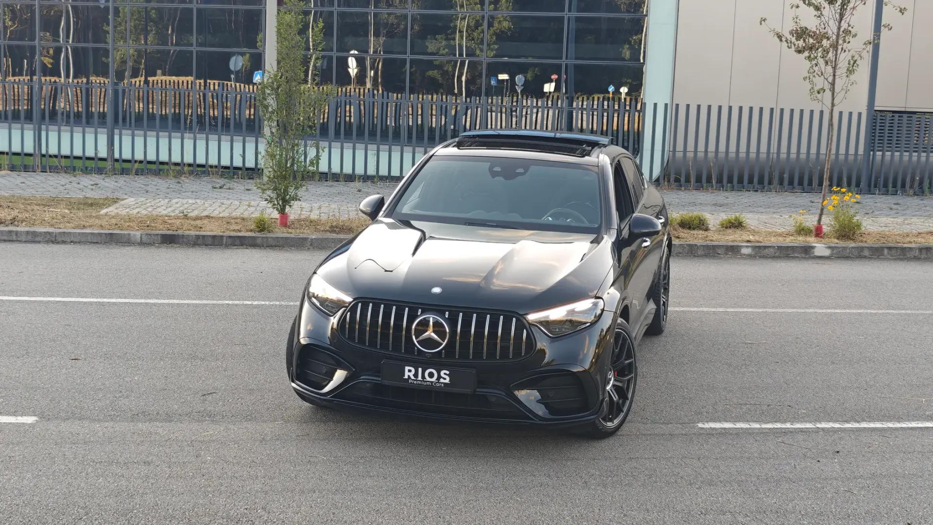 Mercedes-Benz GLC 63 AMG S E Performance Coupe Speedshift MCT9G Line Premium 3